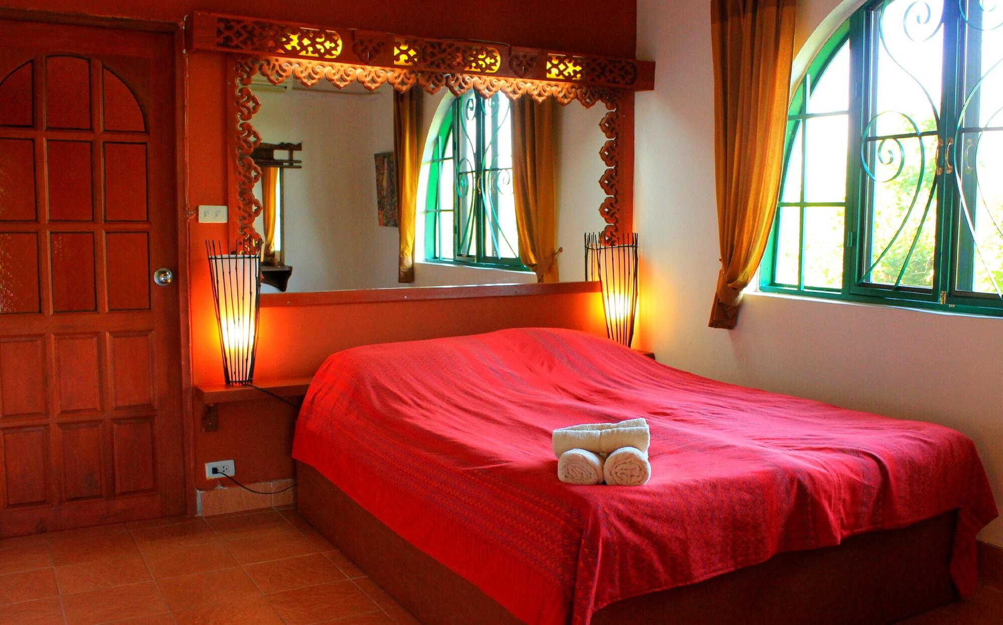 Hotel Secret Garden Chiangmai San Kamphaeng Exterior foto