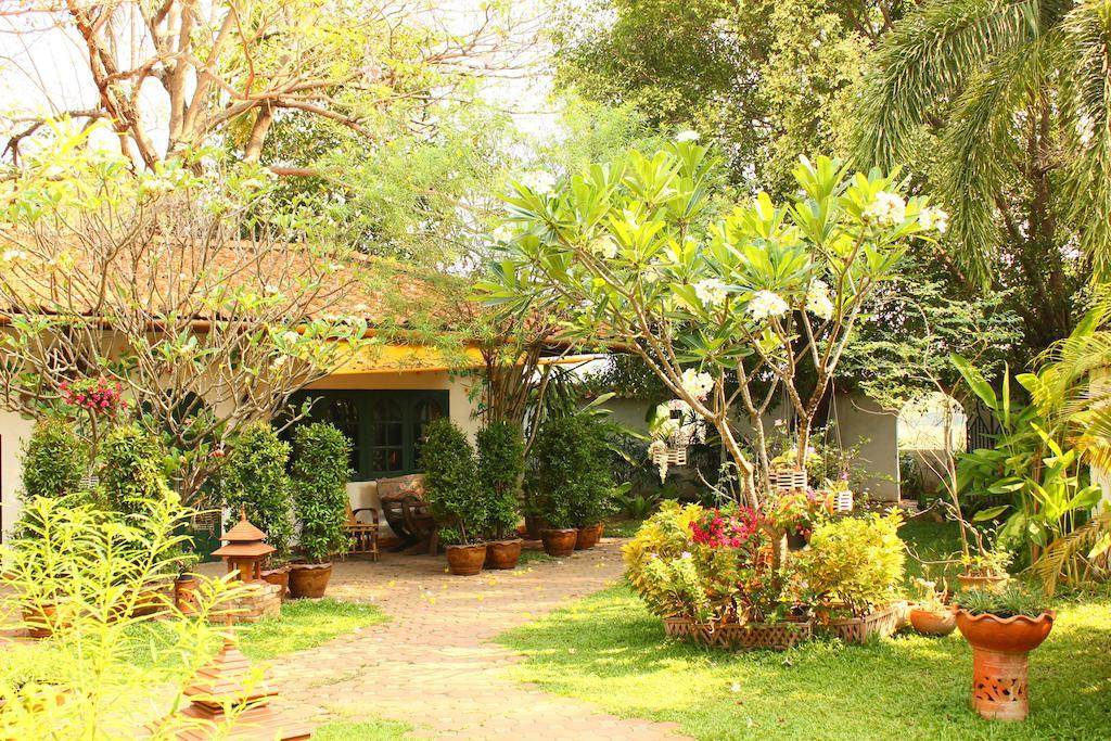 Hotel Secret Garden Chiangmai San Kamphaeng Exterior foto