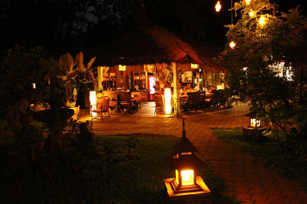 Hotel Secret Garden Chiangmai San Kamphaeng Exterior foto