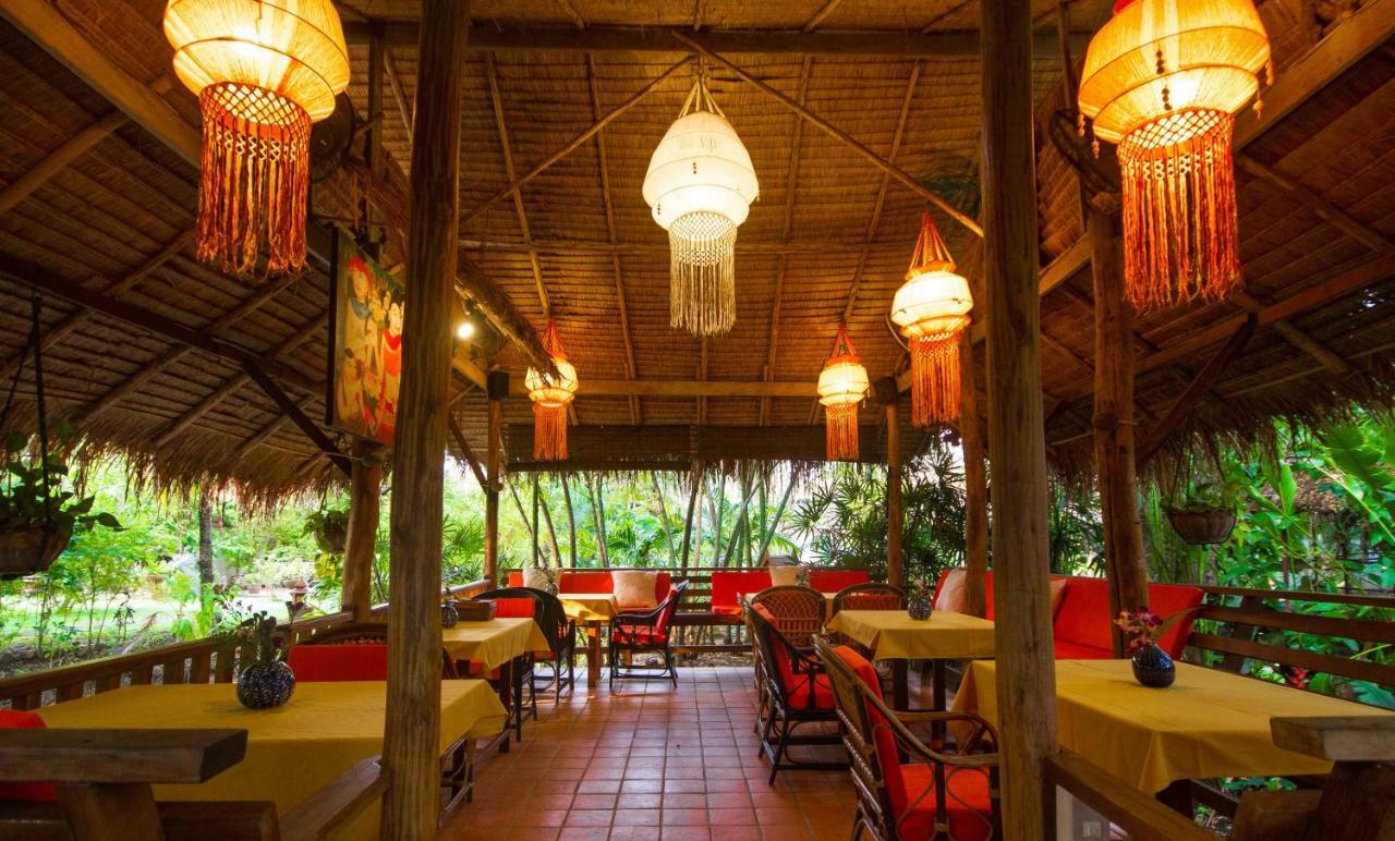 Hotel Secret Garden Chiangmai San Kamphaeng Exterior foto